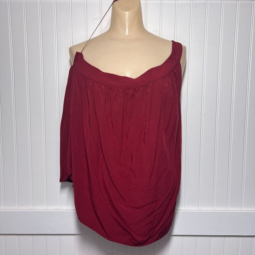Old Navy Blouse Women's Red Tomato One-Shoulder Dolman Sleeve Burgundy Large